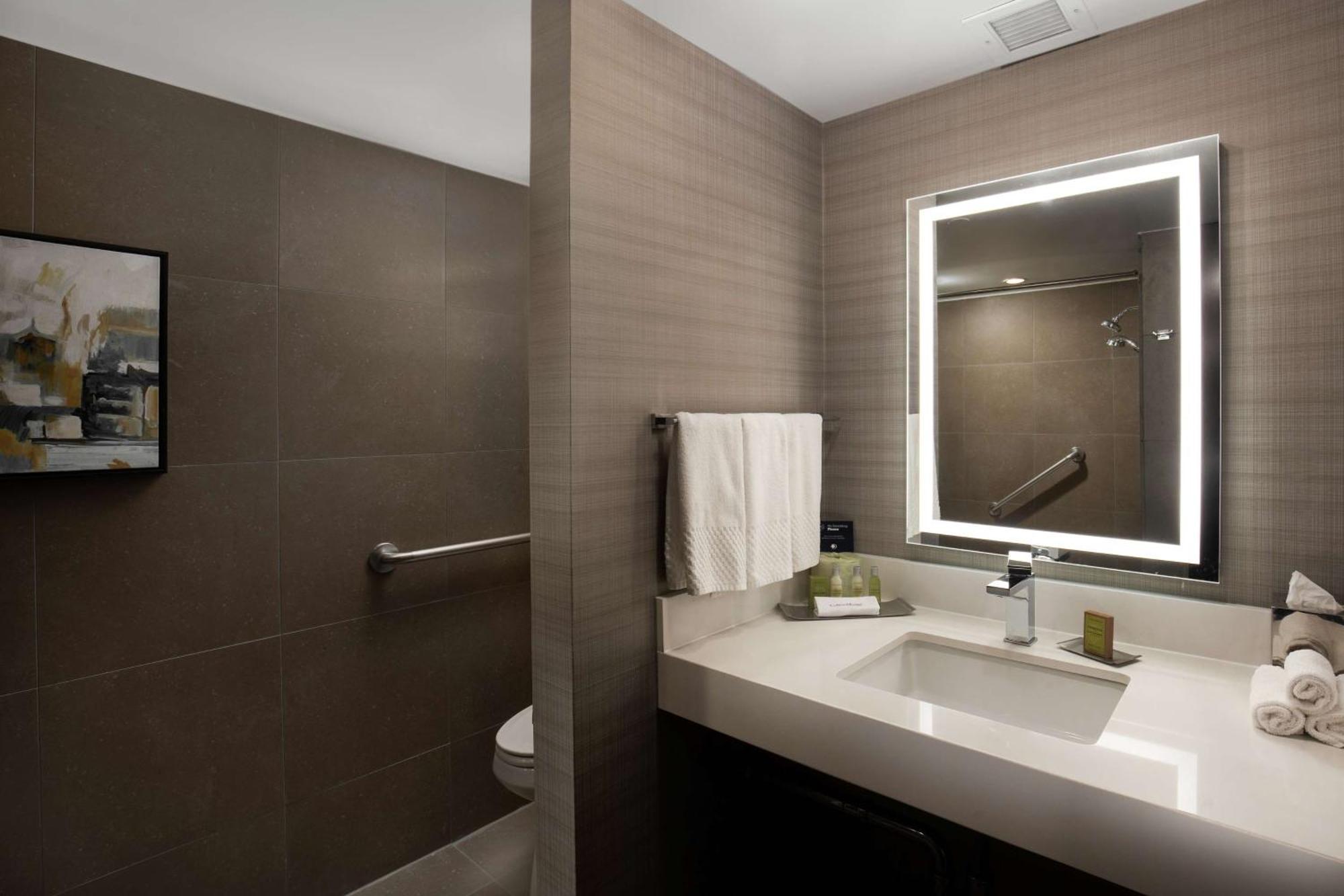 Doubletree By Hilton Monrovia - Pasadena Area Hotell Exteriör bild